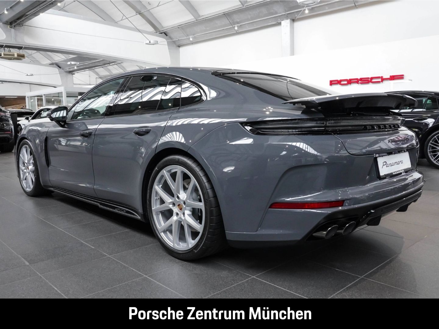 Porsche Panamera GTS LED-Matrix Sportabgas InnoDrive