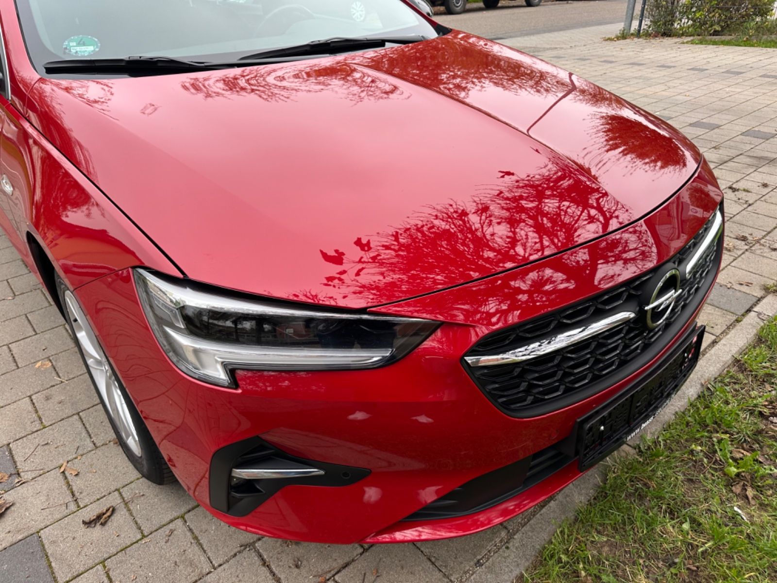 Opel Insignia Sports Business - Samsaru's Car Outlet