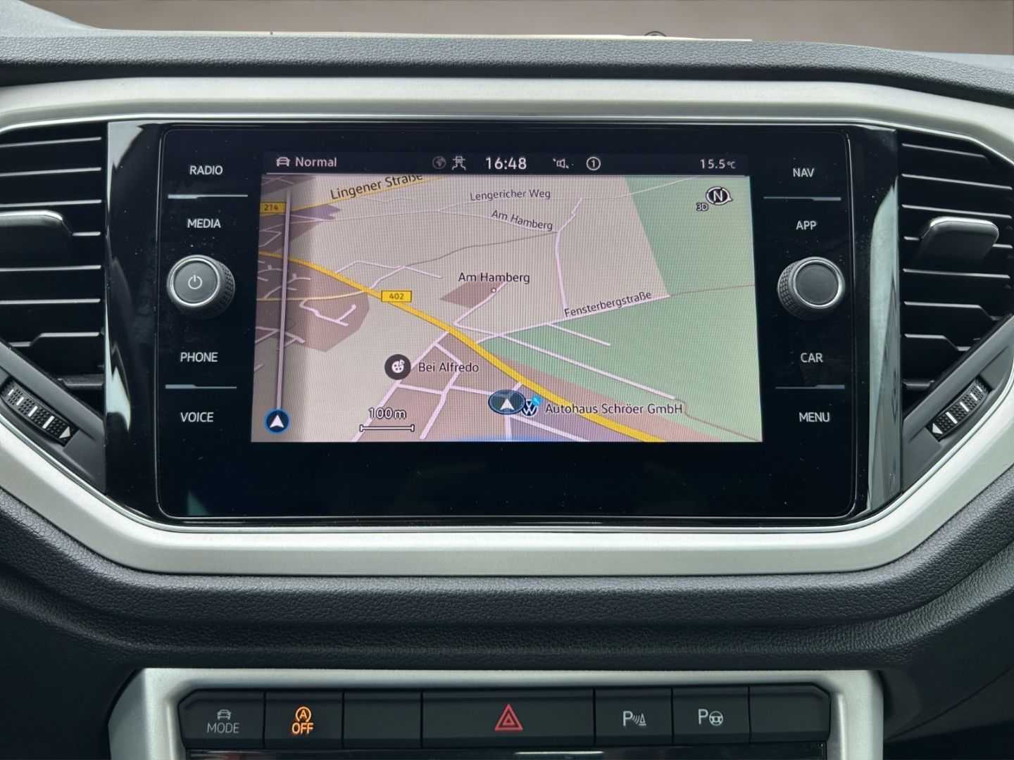 Volkswagen T-Roc Style 1.5 TSI DSG - Samsaru's Car Outlet