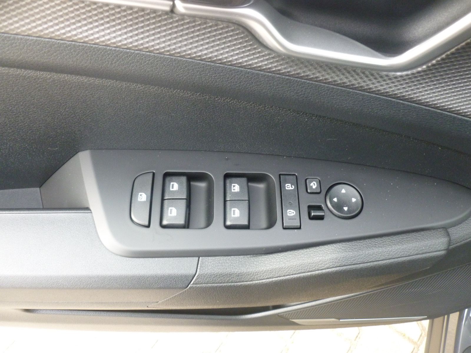 Kia Sportage Edition 7 Emotion - Samsaru's Car Outlet