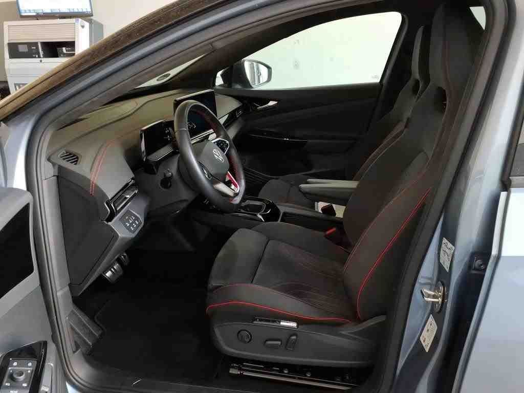Volkswagen ID.4 GTX 4M 82 kWh +WÄPU +AHK +PANO +360° +IQ.LI