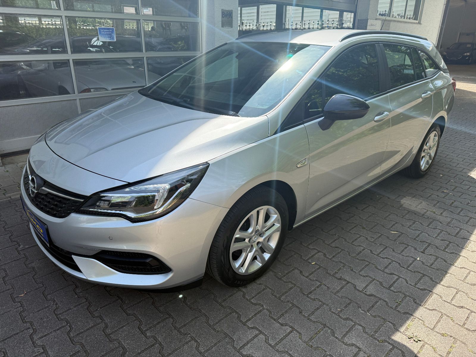 Opel Astra ST 1.5d Edition - Samsaru's Car Outlet