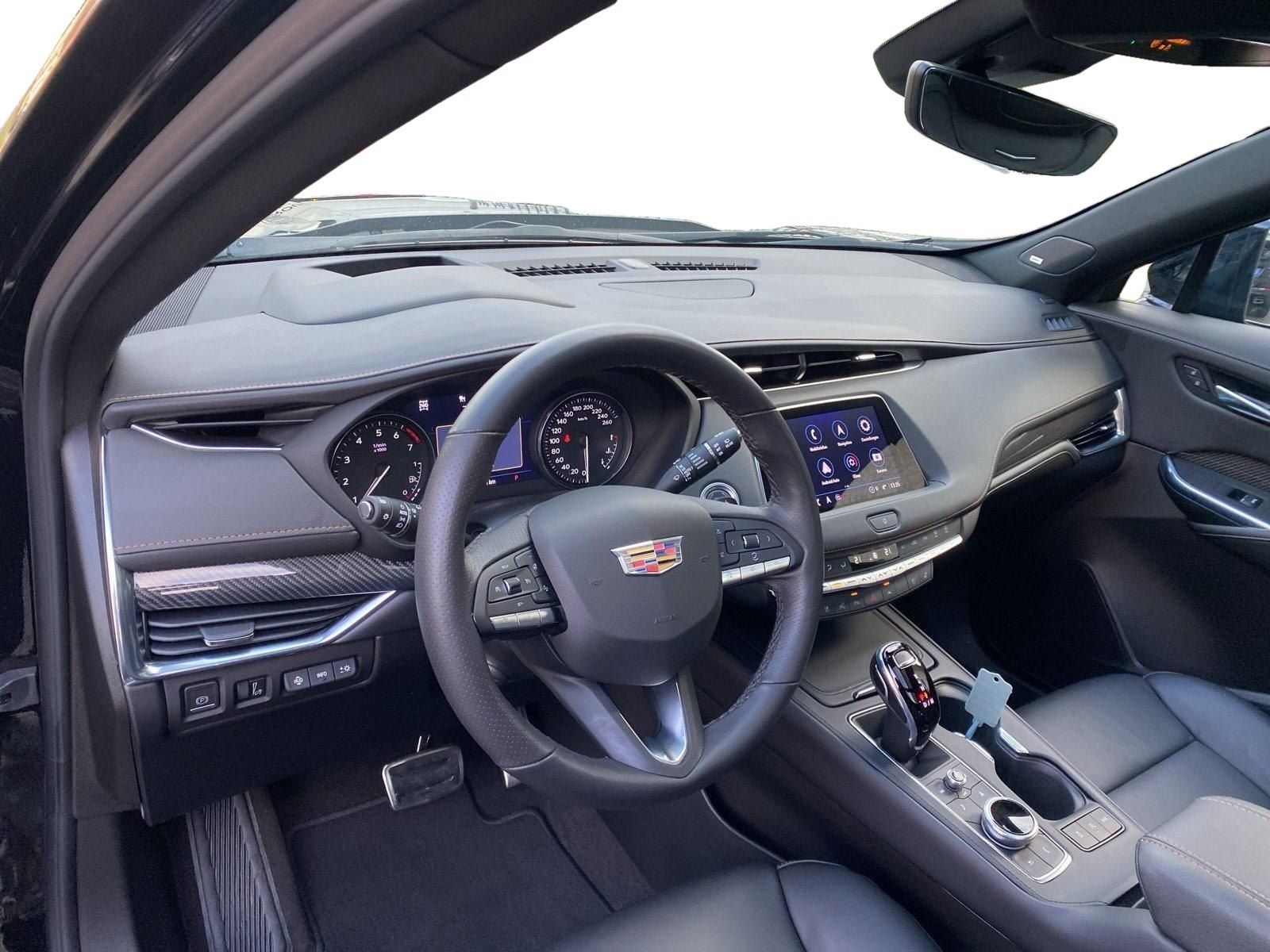 Cadillac XT4 2.0 Sport AWD AHK+Massagesitze