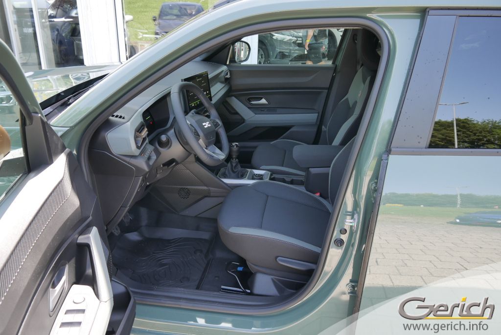 Dacia Duster TCe 130 4x4 Extreme - Samsaru's Car Outlet