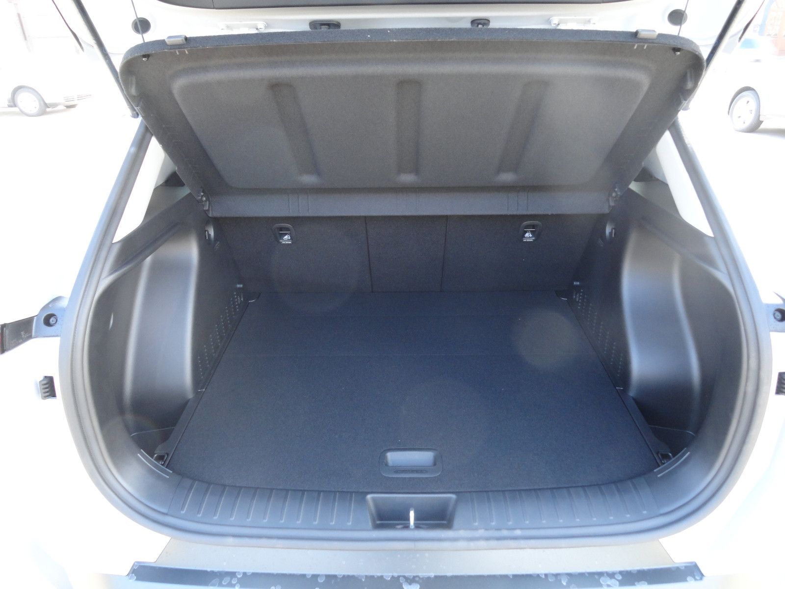 Hyundai KONA 1.6 T-GDI Prime - Samsaru's Car Outlet