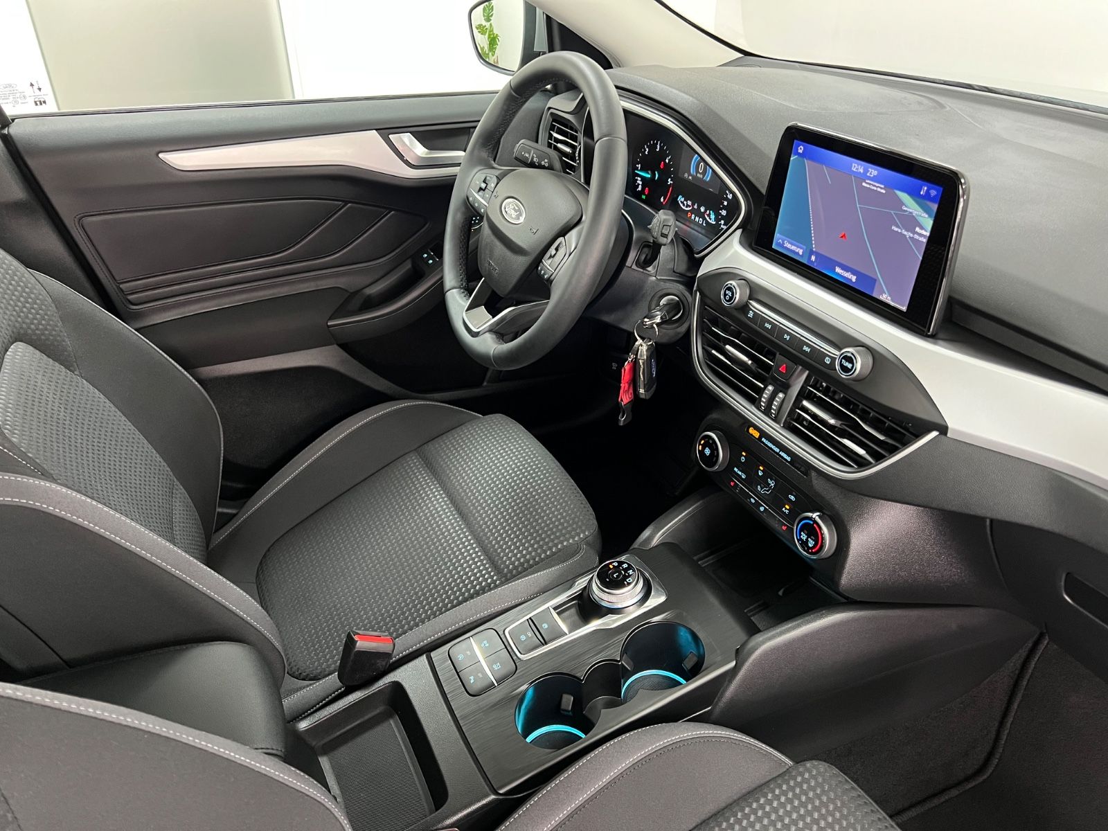 Ford Focus Turnier Cool & Connect - Samsaru's Car Outlet
