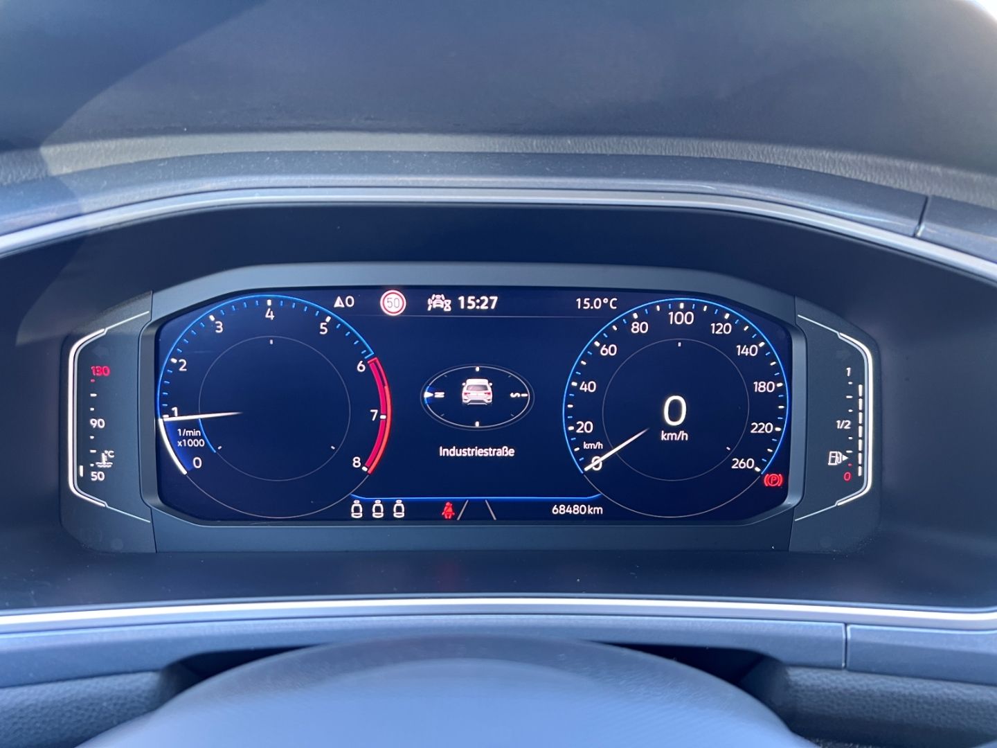 Volkswagen T-Roc 1.0 TSI Style - Samsaru's Car Outlet