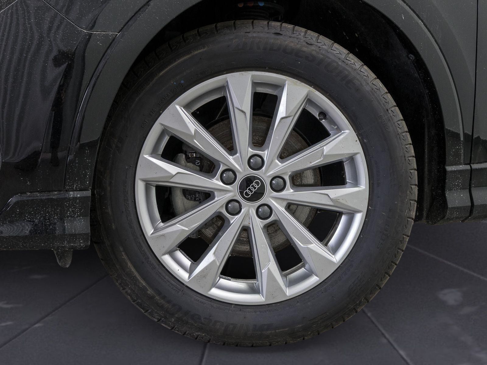 Audi Q3 35 TDI Q S LINE - Samsaru's Car Outlet