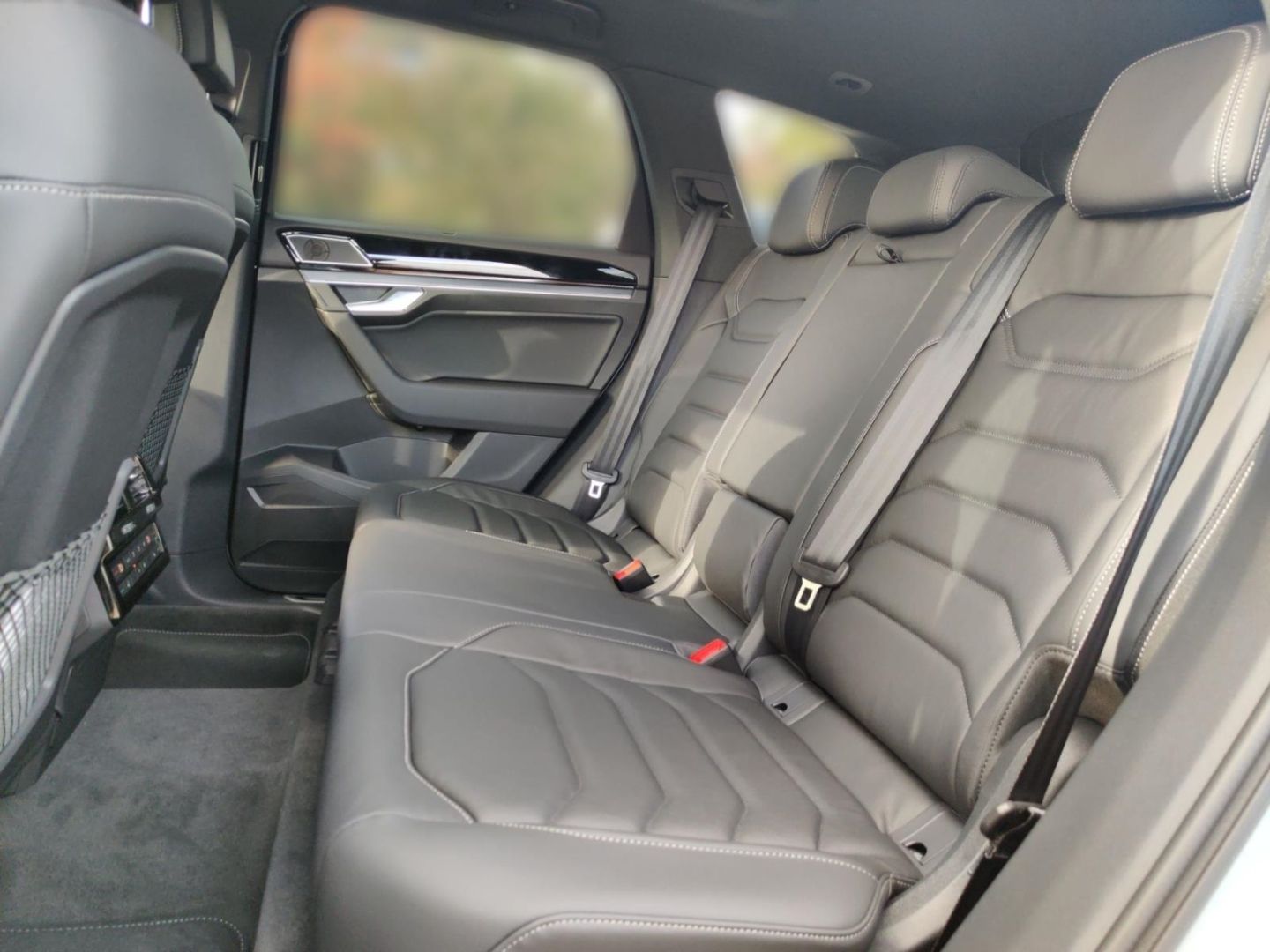 Volkswagen Touareg R-line 3.0 TDI, 5J.Garantie, AHK, Standh