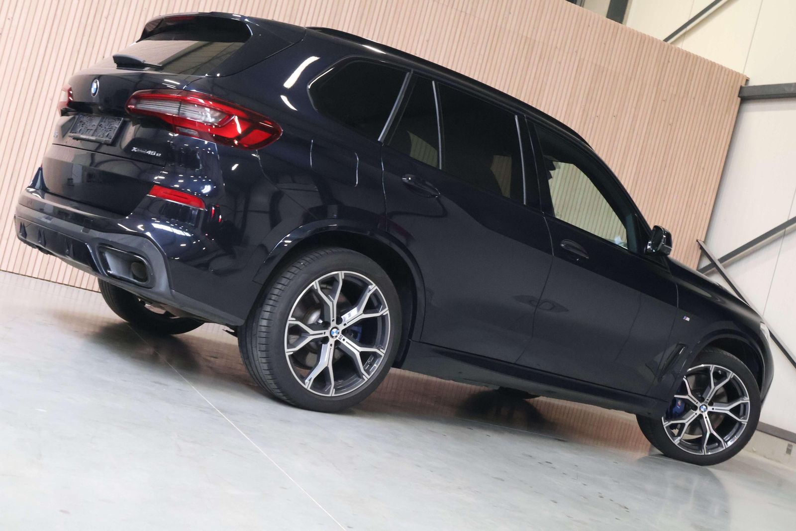 BMW X5 X5 xDrive45e| M-pakket| AHK| HUD| DAB| Pano|