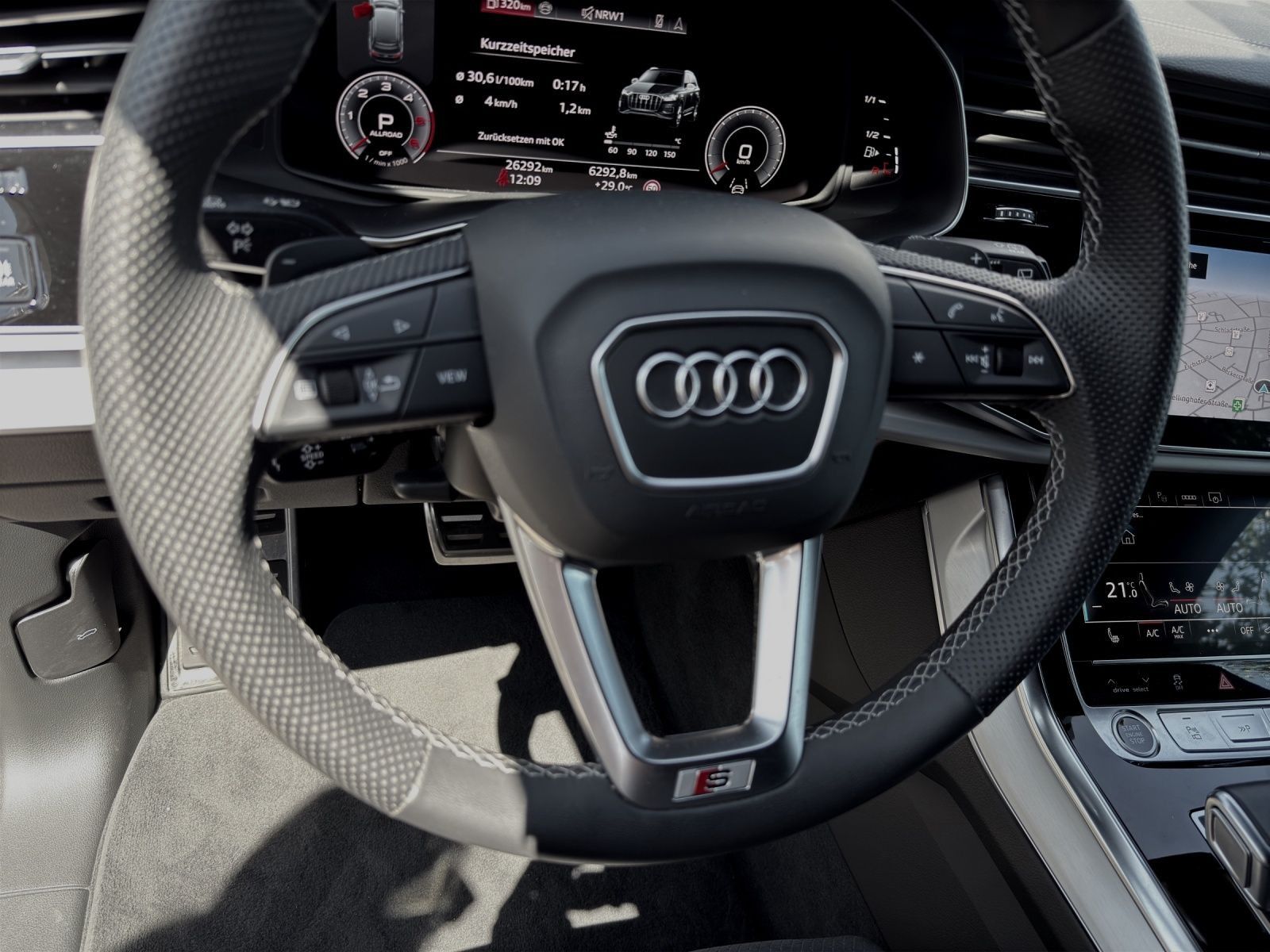 Audi Q7 50 TDI Q S LINE 7-SITZE LM20 AHK MATRIX