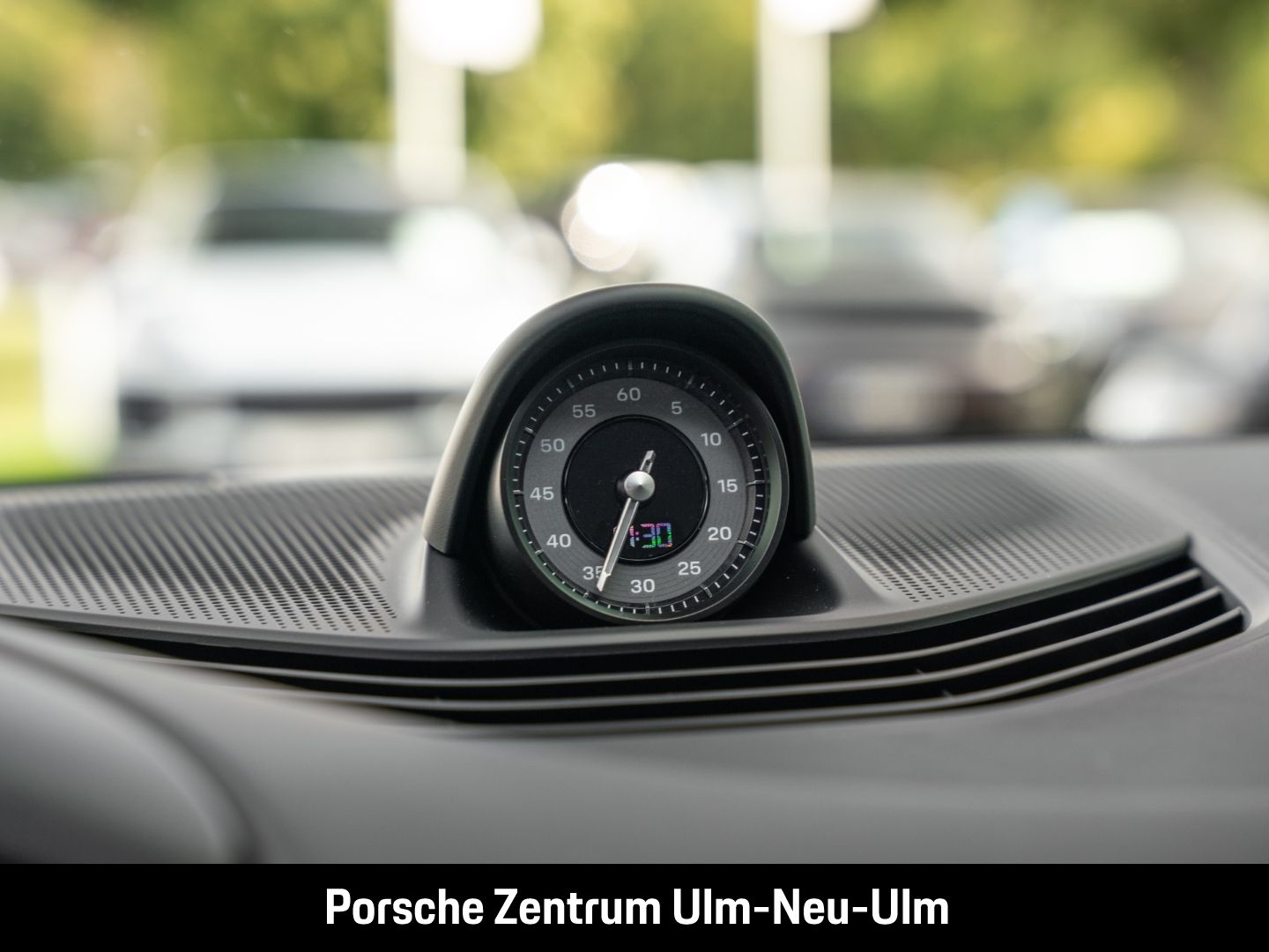Porsche Taycan 4S Cross Turismo HA-Lenkung Active-Ride