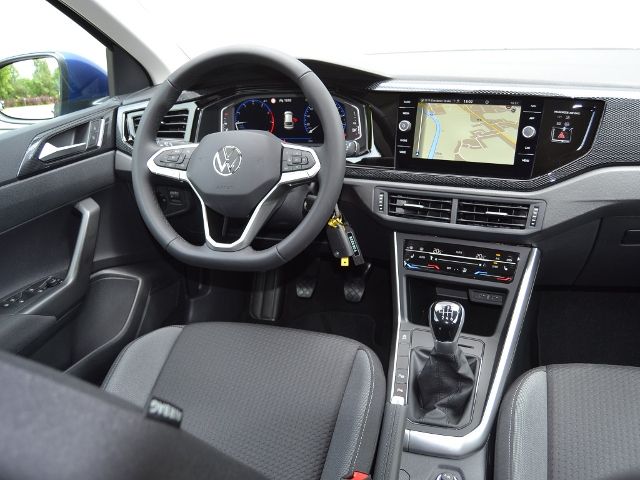 Volkswagen Taigo 1.0 TSI Life - Samsaru's Car Outlet
