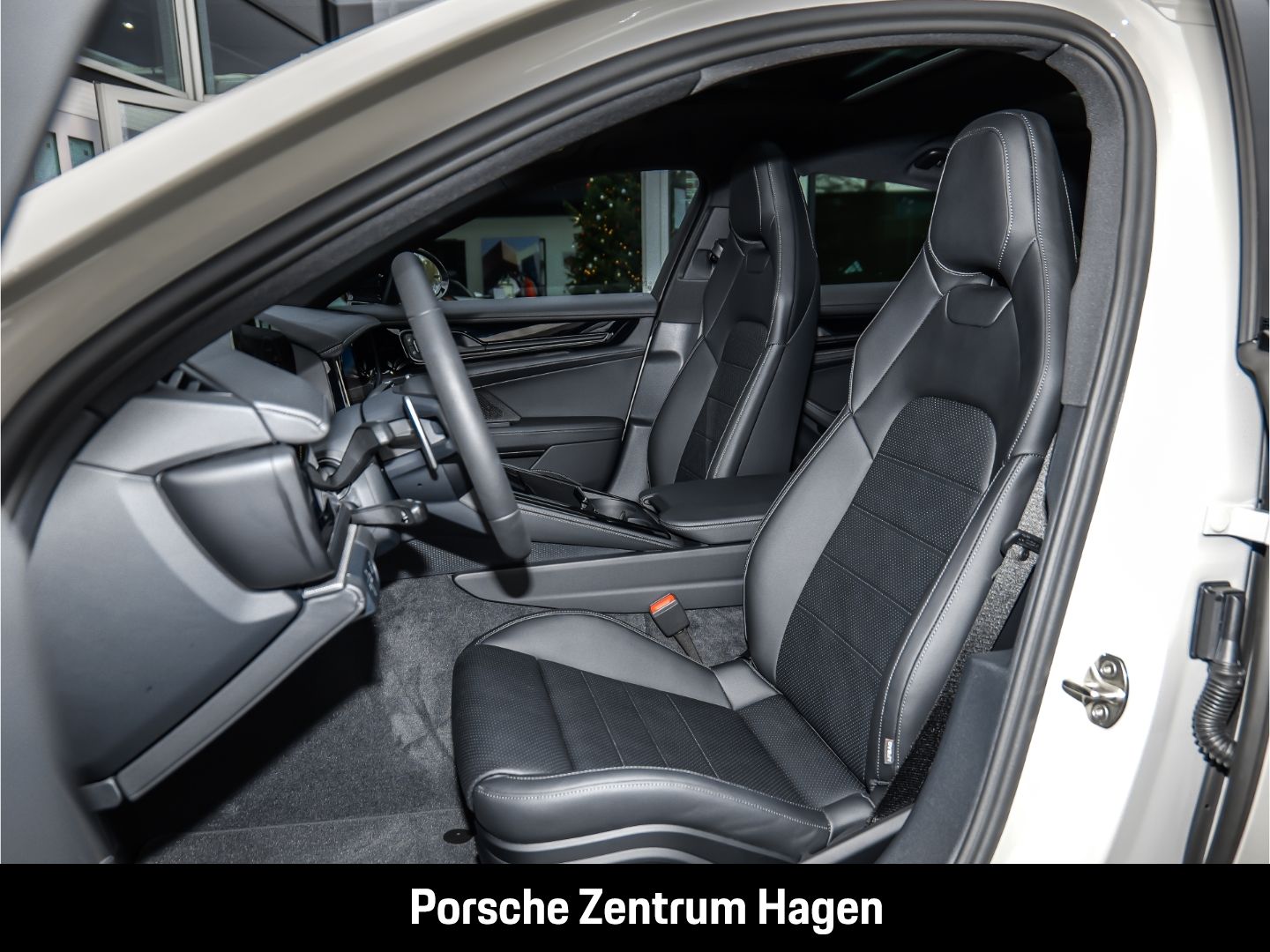 Porsche Panamera 4 E-Hybrid Sportabgasanlage LED-Matrix