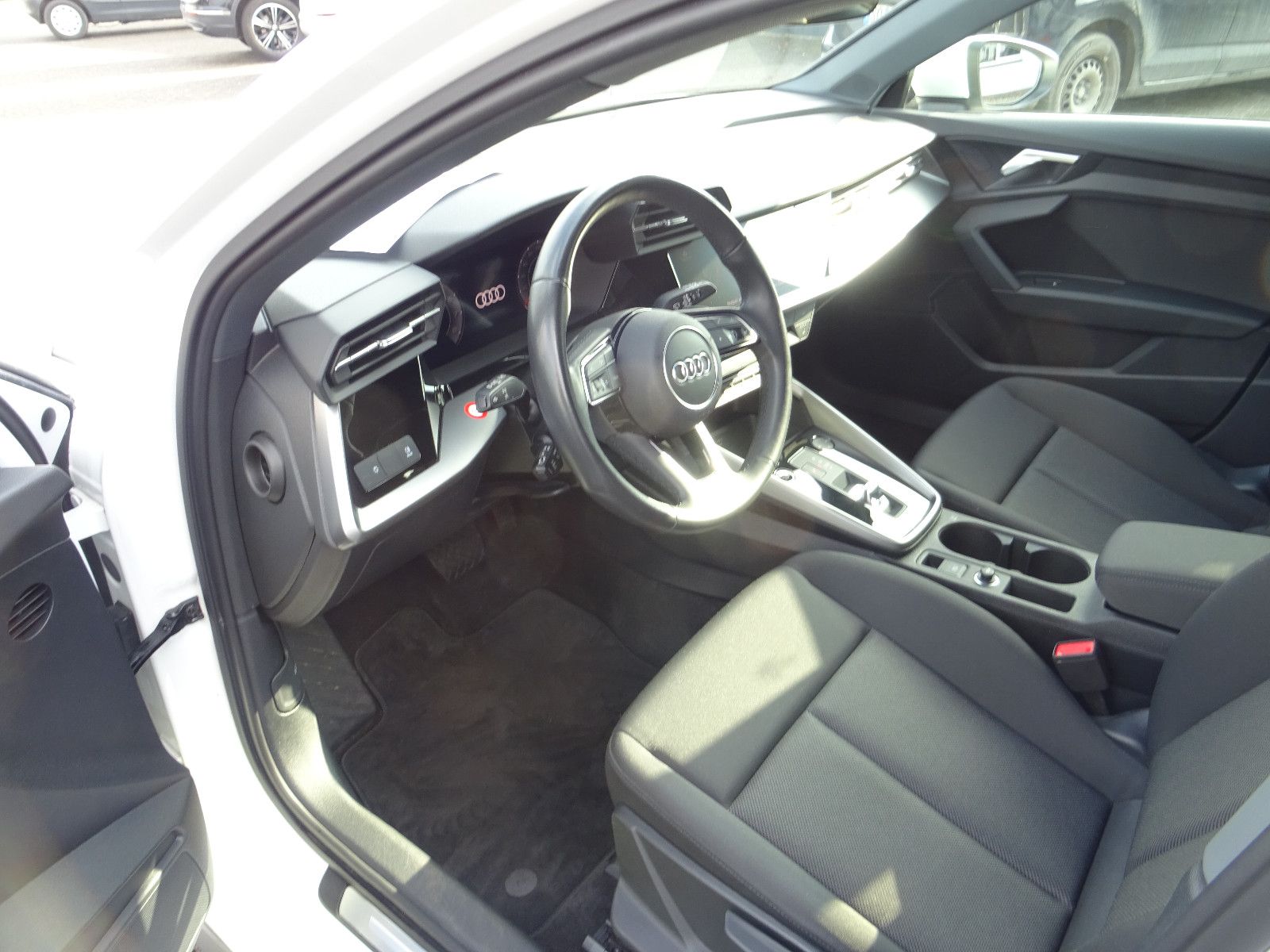 Audi A3 Sportback 30 TFSI S line Navi LED SHZ Virtual