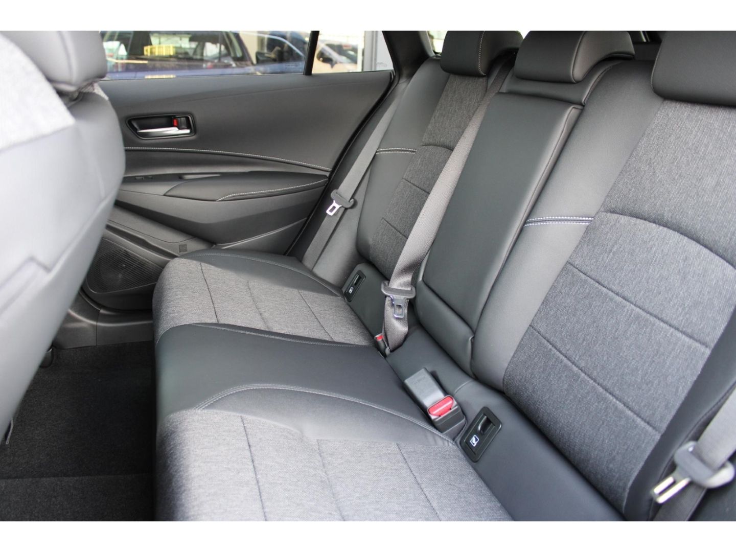 Toyota Corolla Touring Sports Hybrid Teamplayer+TEC-P