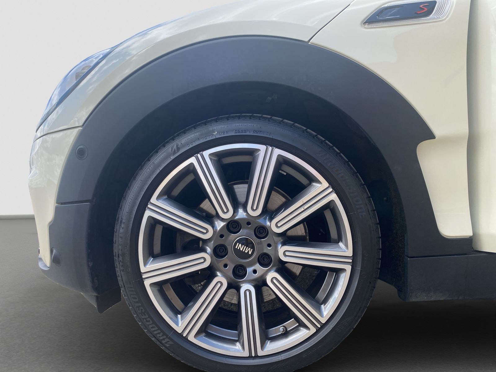 MINI Cooper S Clubman - Samsaru's Car Outlet