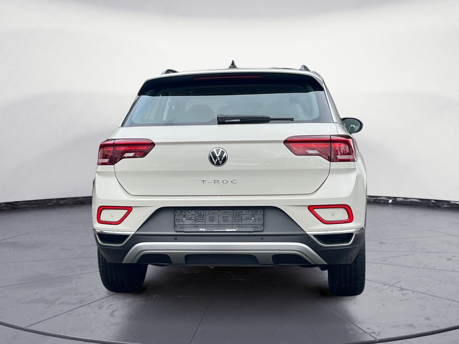 Volkswagen T-Roc 1.5 TSI OPF DSG Style" → "Volkswagen T-Roc 1.5 TSI Style - Samsaru's Car Outlet