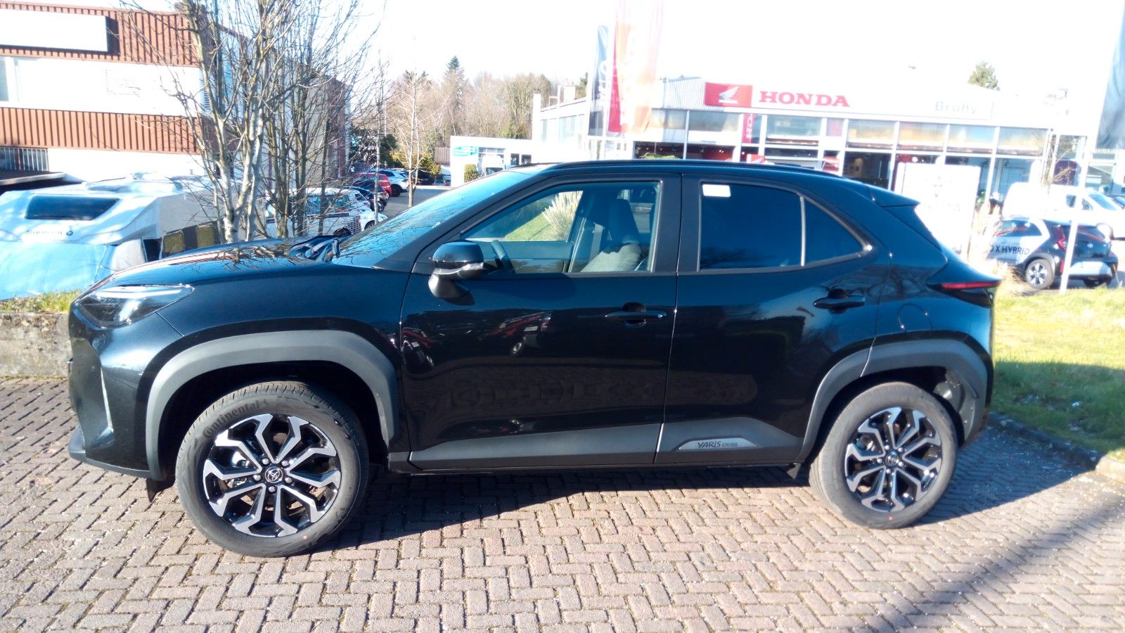 Toyota Yaris Cross 1,5-l-VVT-iE Teamplayer Safety P. V