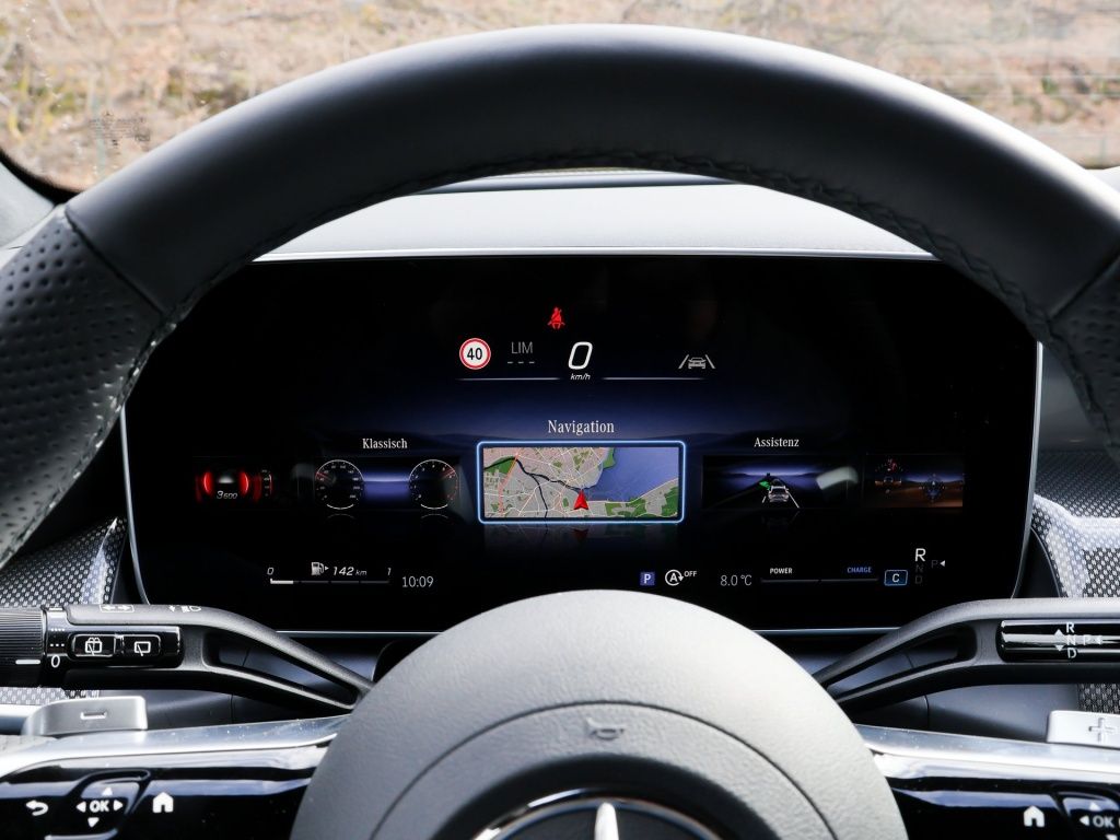 Mercedes-Benz GLC 200 d 4M AMG-Sport/Pano/AHK/360/Night/Ambi
