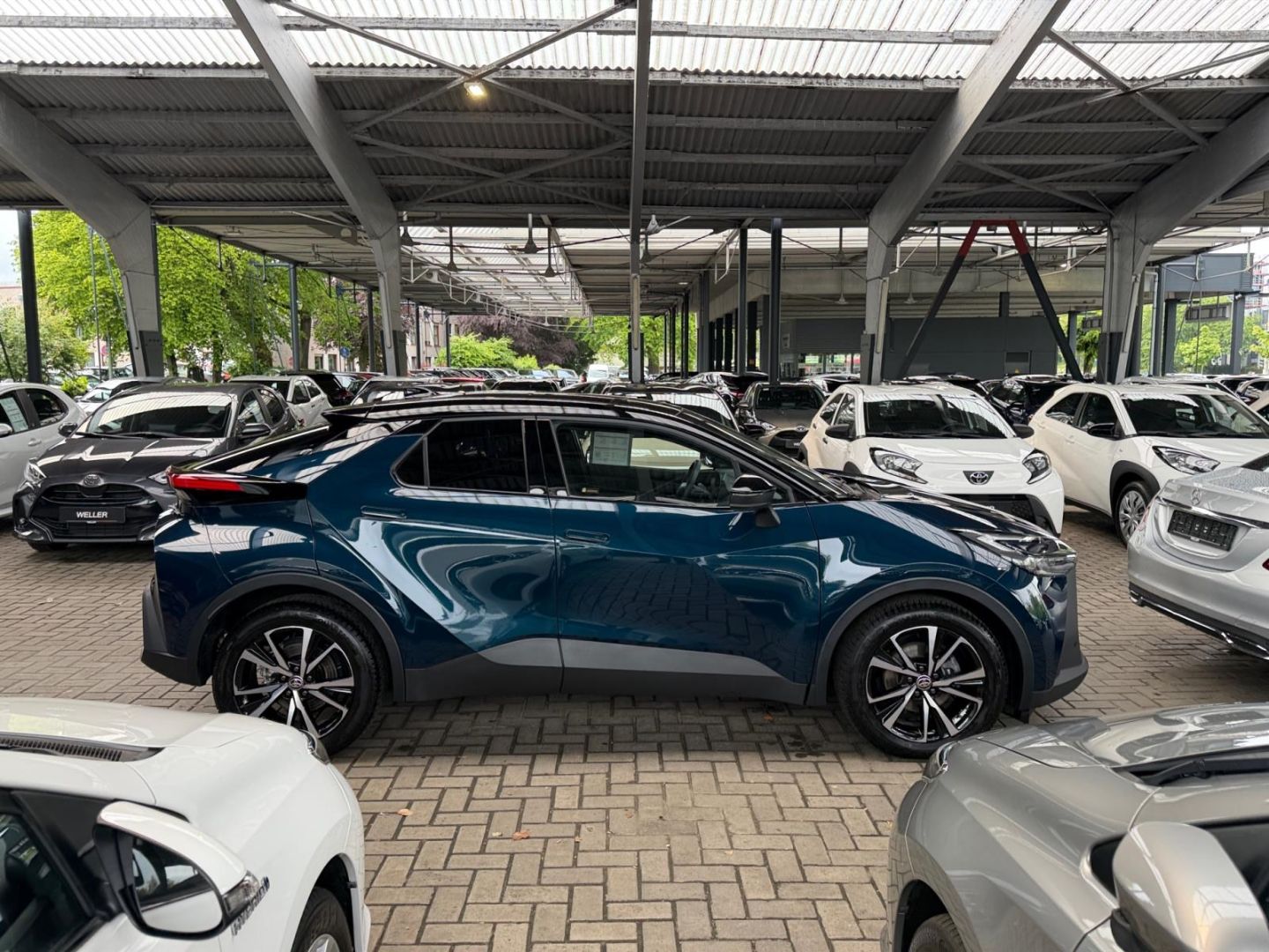Toyota C-HR 1.8 Hybrid Teamplayer *Technik Paket*CAM*SH