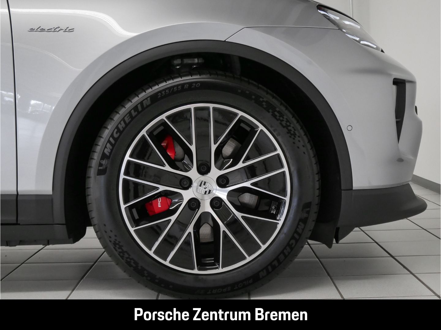 Porsche Macan 4S - Samsaru's Car Outlet