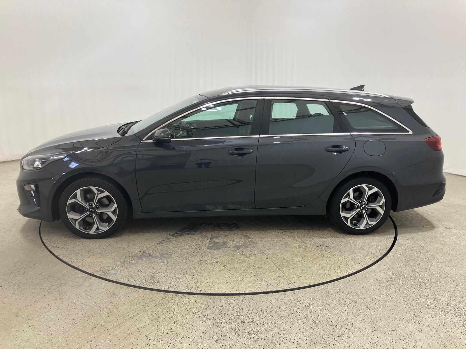Kia Ceed Sportswagon 1.6CRDi MHEV Spirit - Samsaru's Car Outlet
