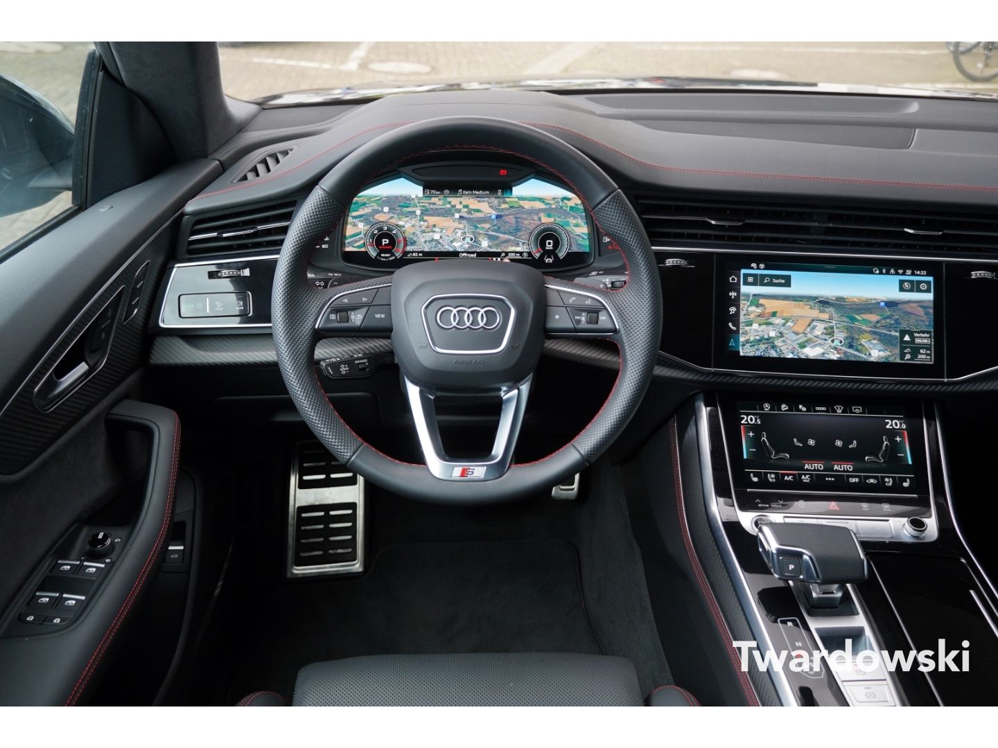 Audi Q8 50 TDI S line Pano HUD Matrix 23'' B&O AHK 36