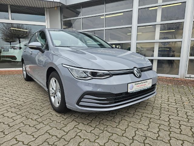 Volkswagen Golf VIII 1.0 eTSI Life eTSI - Samsaru's Car Outlet