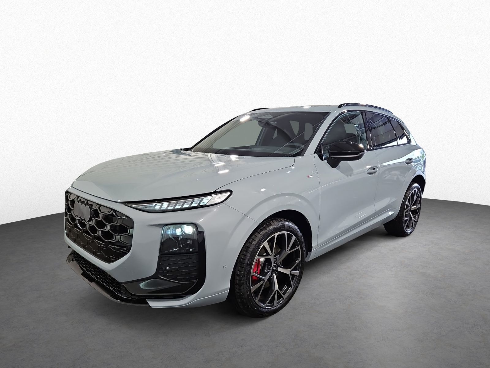 Audi Q3 SUV quattro  *AHK*PANO*TECH-PLUS*S-LINE*