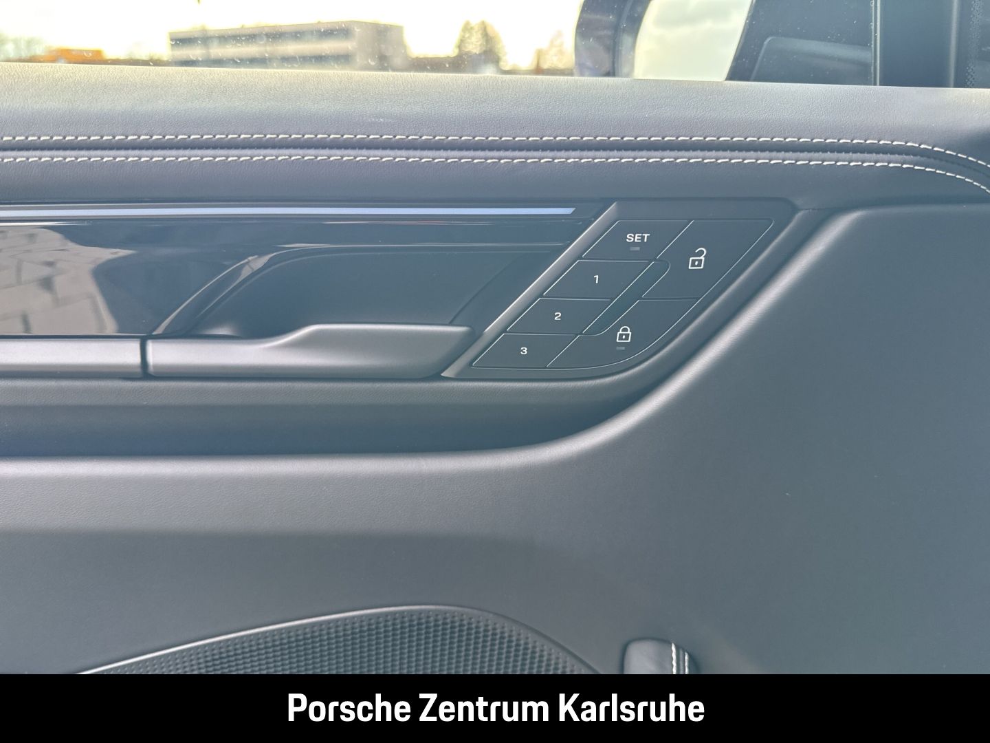 Porsche Macan 4S LED-Matrix Panoramadach Luftfederung