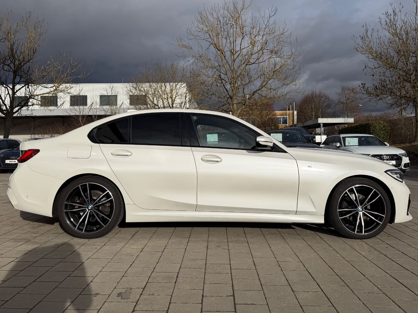 BMW 320d Lim.  xDrive M Sport ACC AHK RFK SHZ ViCo