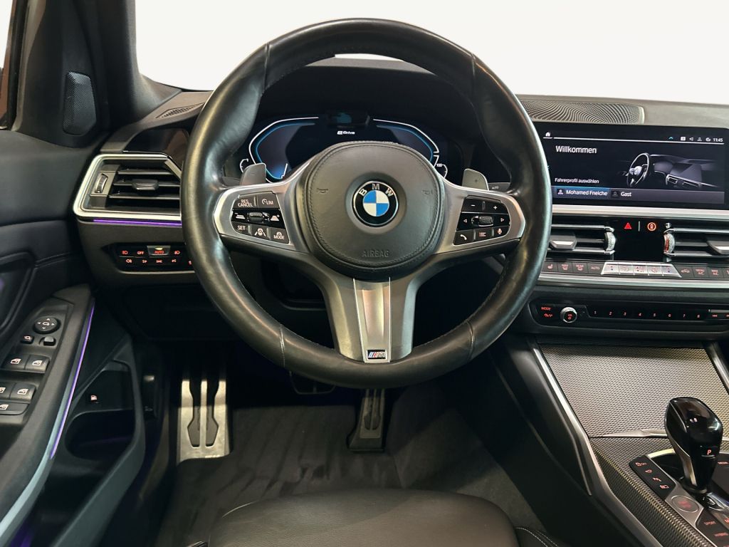 BMW 330e M Sport - Samsaru's Car Outlet