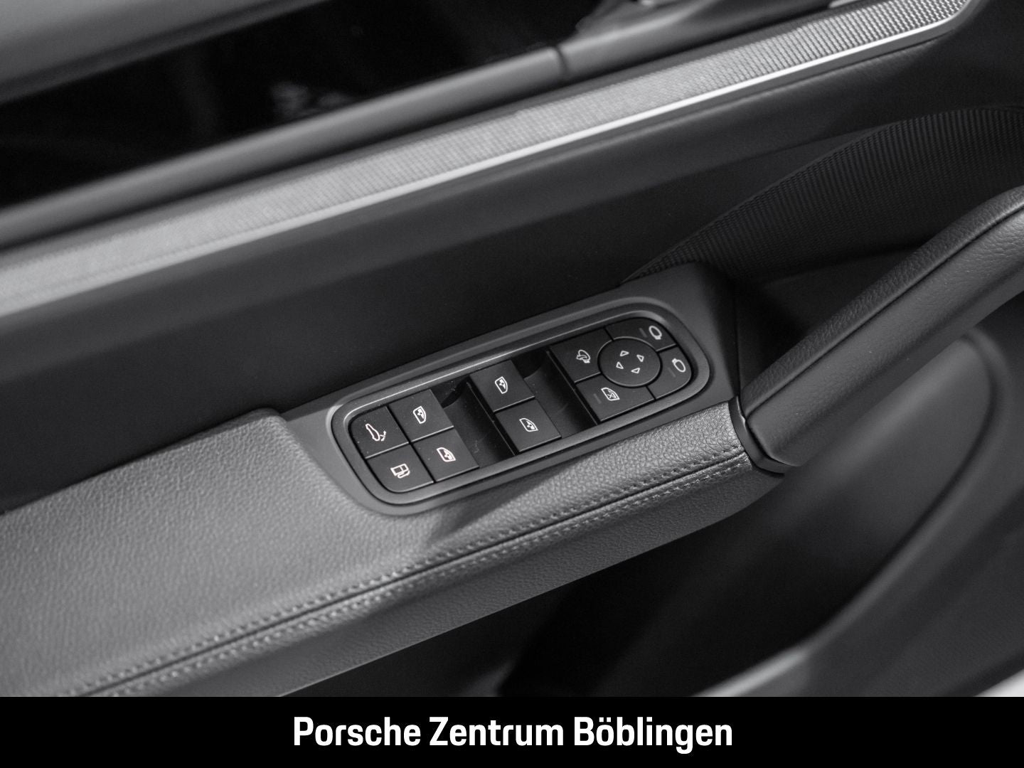 Porsche Cayenne E-Hybrid BOSE Panoramadach LED-Matrix