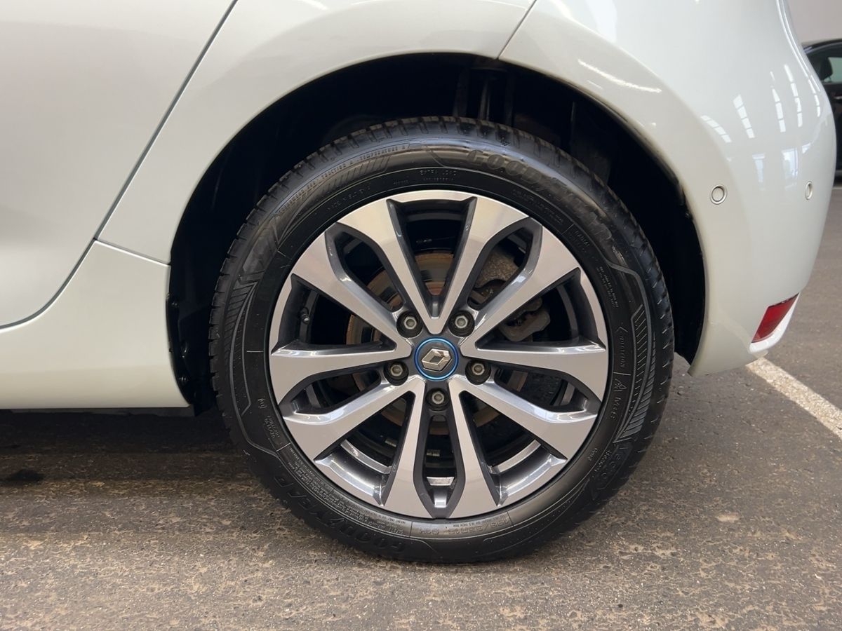 Renault ZOE INTENS R135 50 kWh - Samsaru's Car Outlet