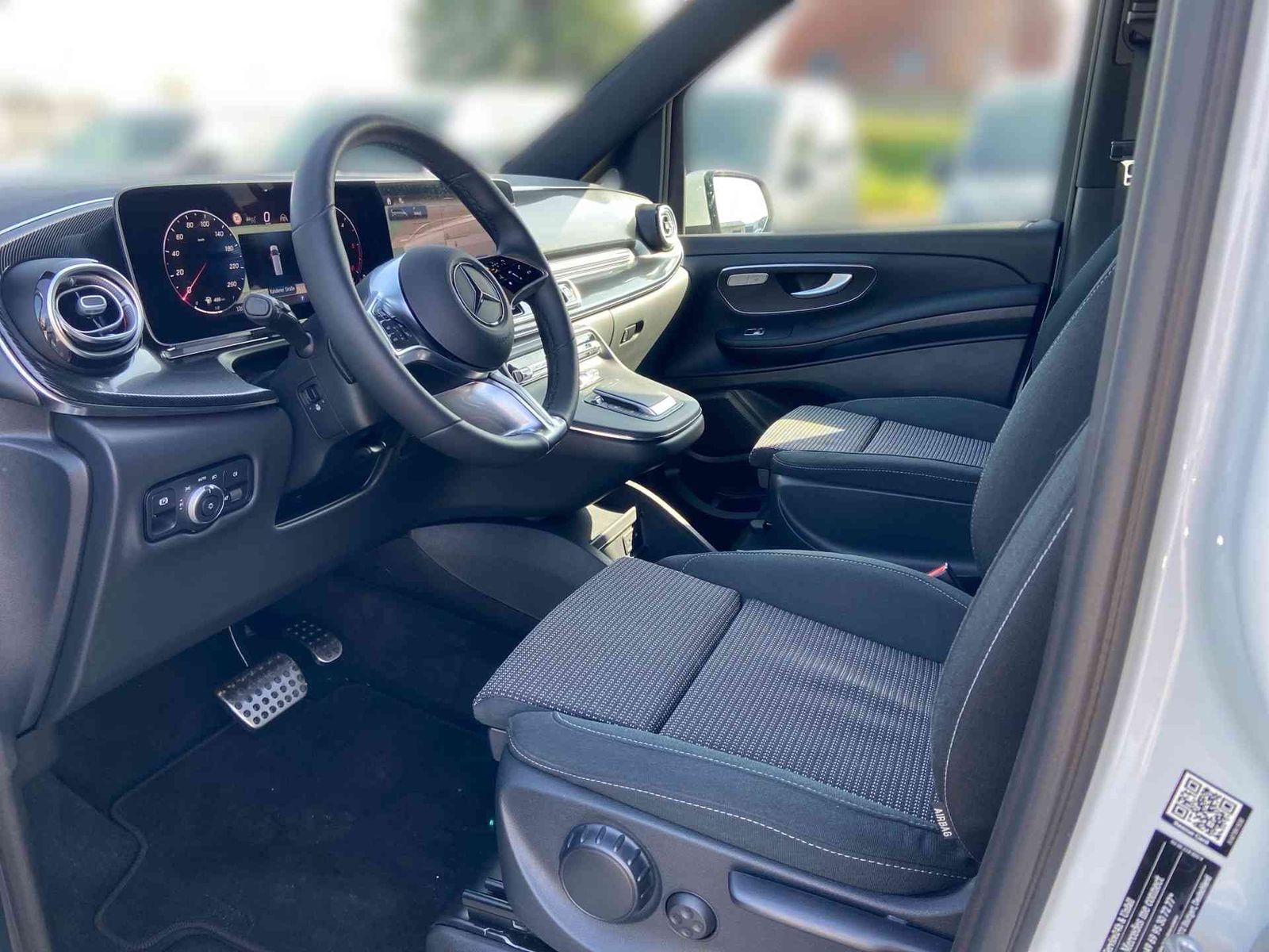 Mercedes-Benz V 250 MOPF - Samsaru's Car Outlet