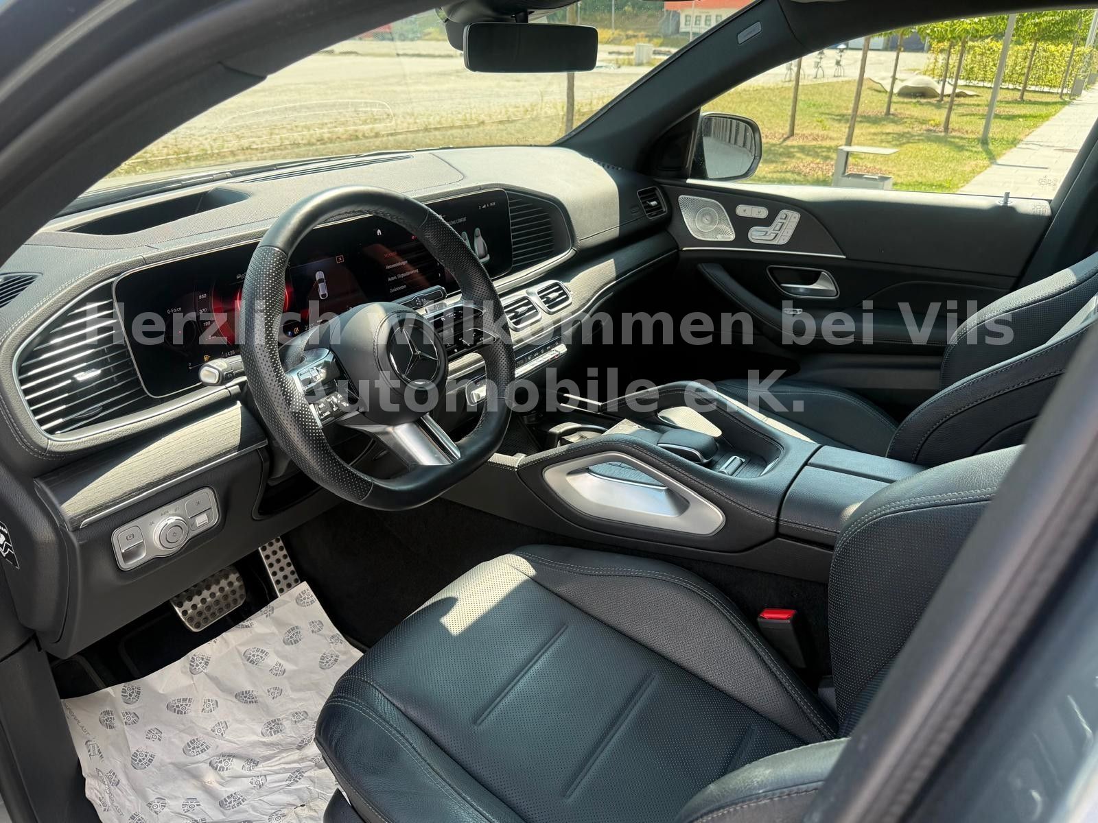 Mercedes-Benz GLE 300d 4M Coupe AMG *PANO*HUD*LUFT*BURM*21"*VO