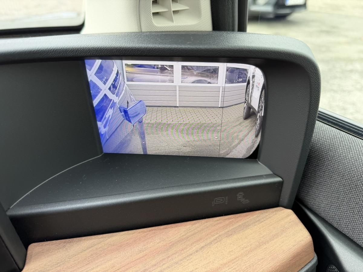 Honda e Advance (17")