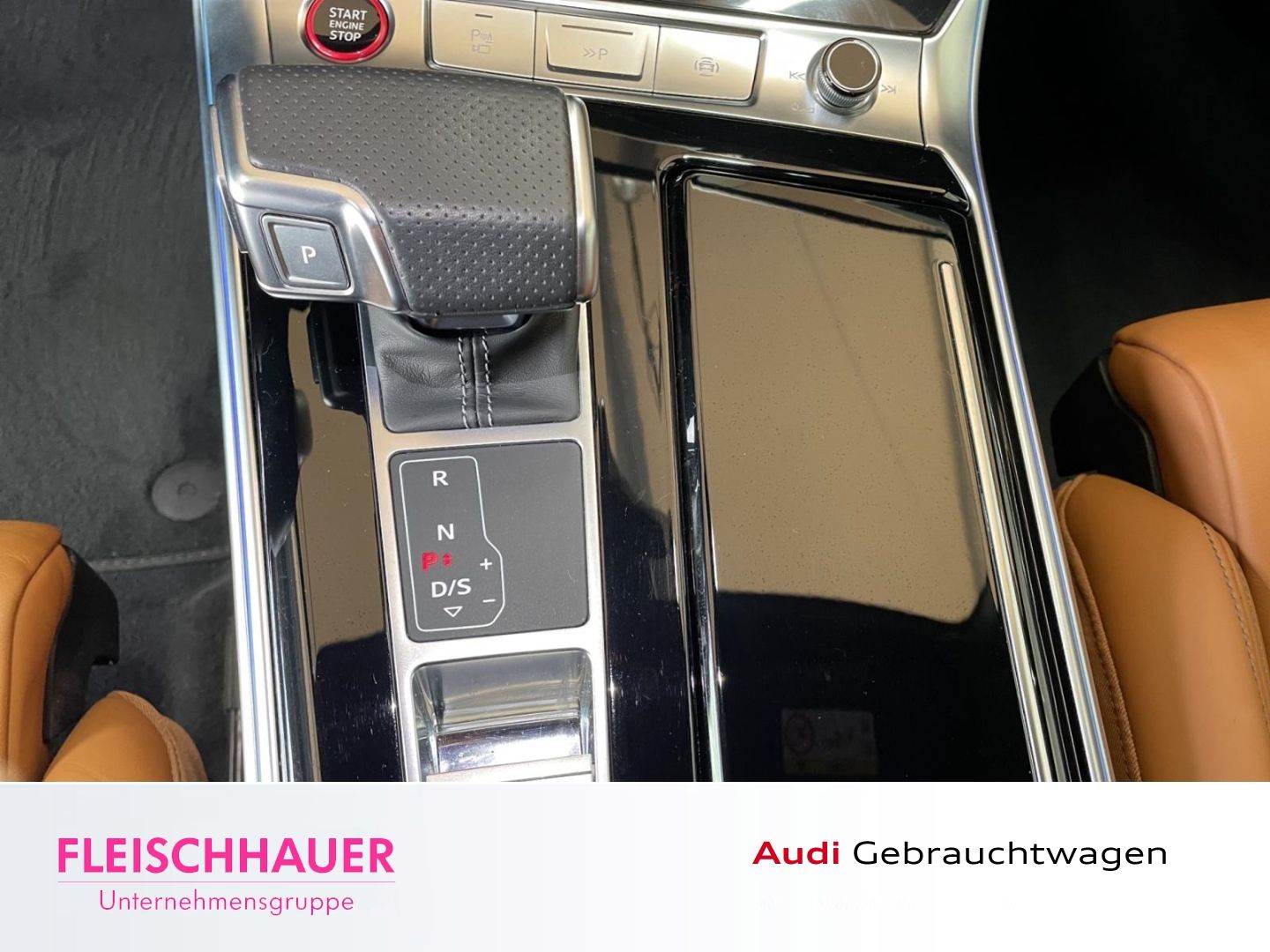 Audi RS6 Avant quattro HUD StandHZG Pano Navi Leder D