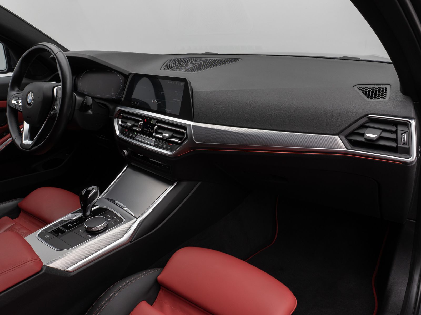 BMW 330i xD SportLine - Samsaru's Car Outlet