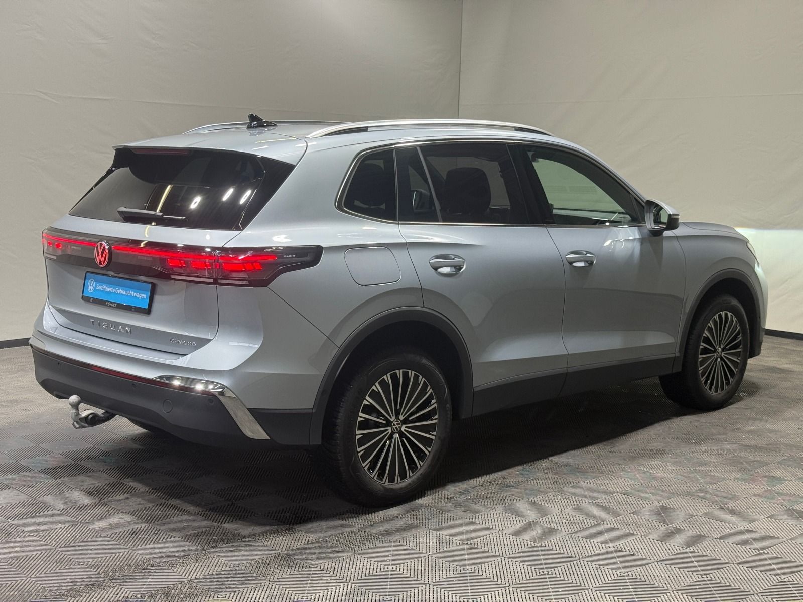 Volkswagen Tiguan Elegance 1.5 eHybrid | AHK MATRIX ACC DCC