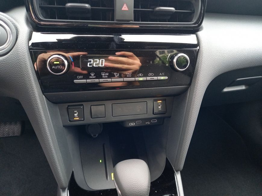 Toyota Yaris Cross Teamplayer Safety-Paket Winter-Paket
