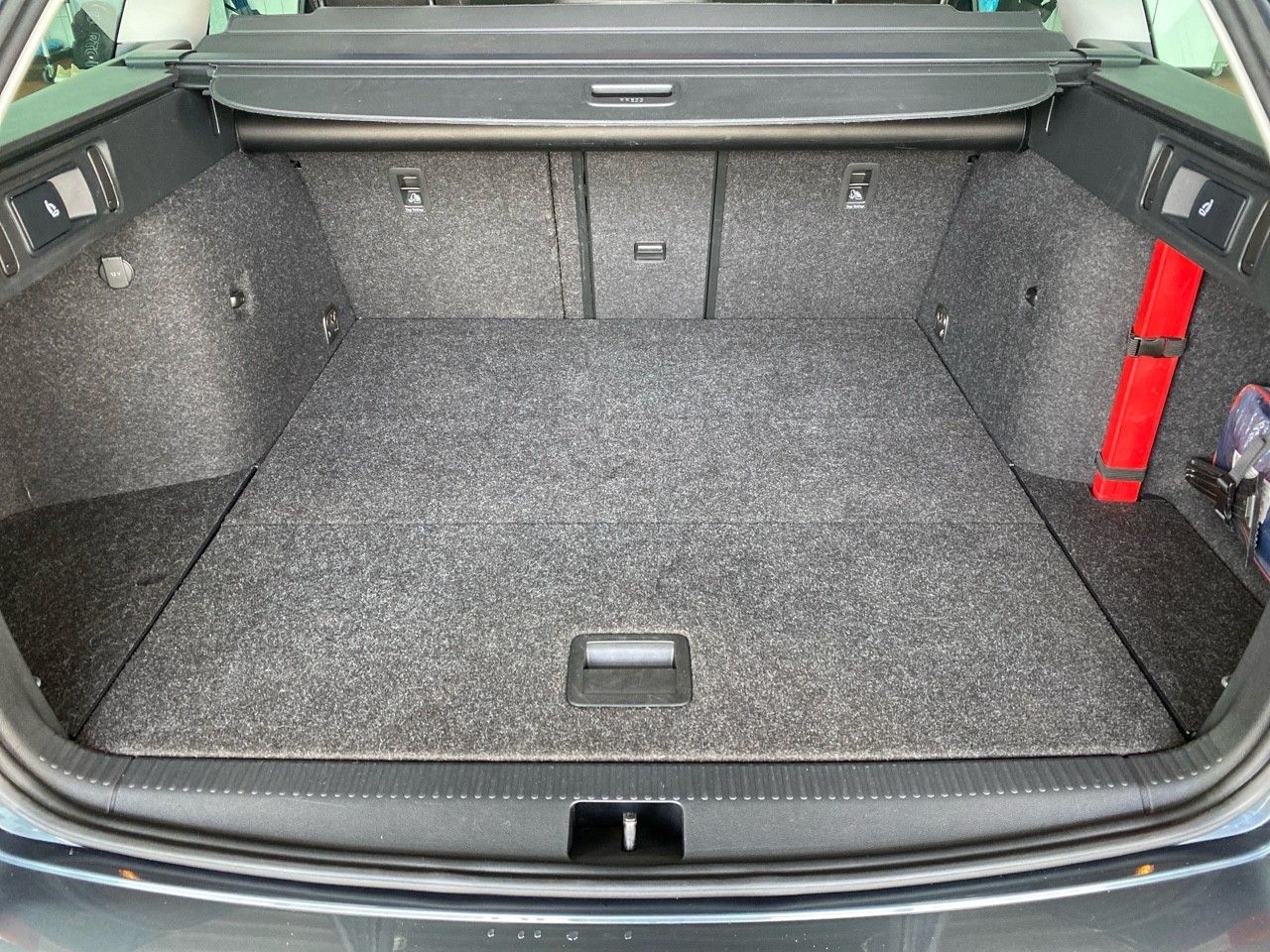 Skoda Octavia Combi Tour 1.5 TSI - Samsaru's Car Outlet