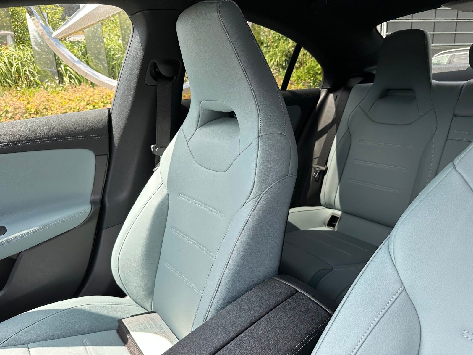 Mercedes-Benz CLA 250 e Coupé AMG Line - Samsaru's Car Outlet