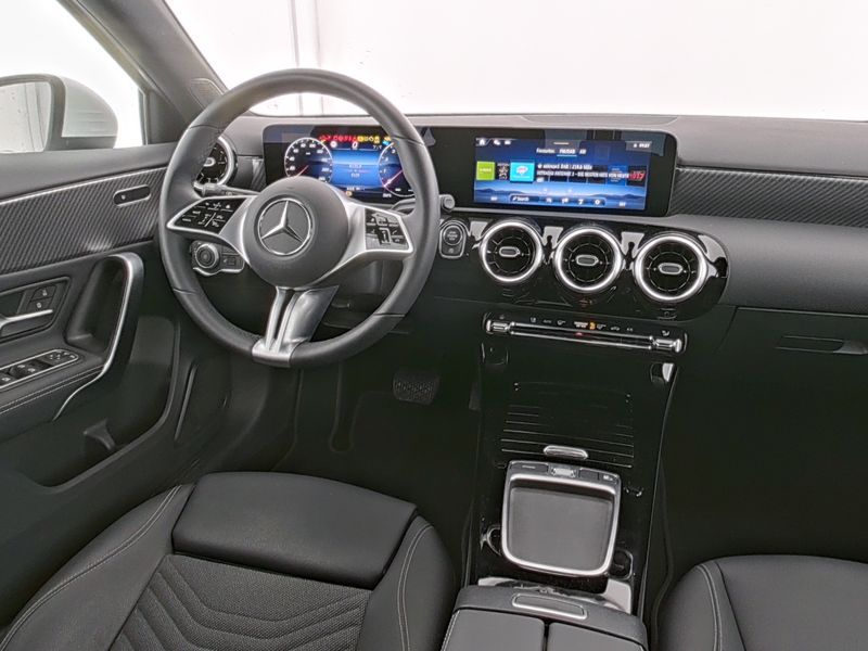 Mercedes-Benz A 180 Progressive-Advanced - Samsaru's Car Outlet