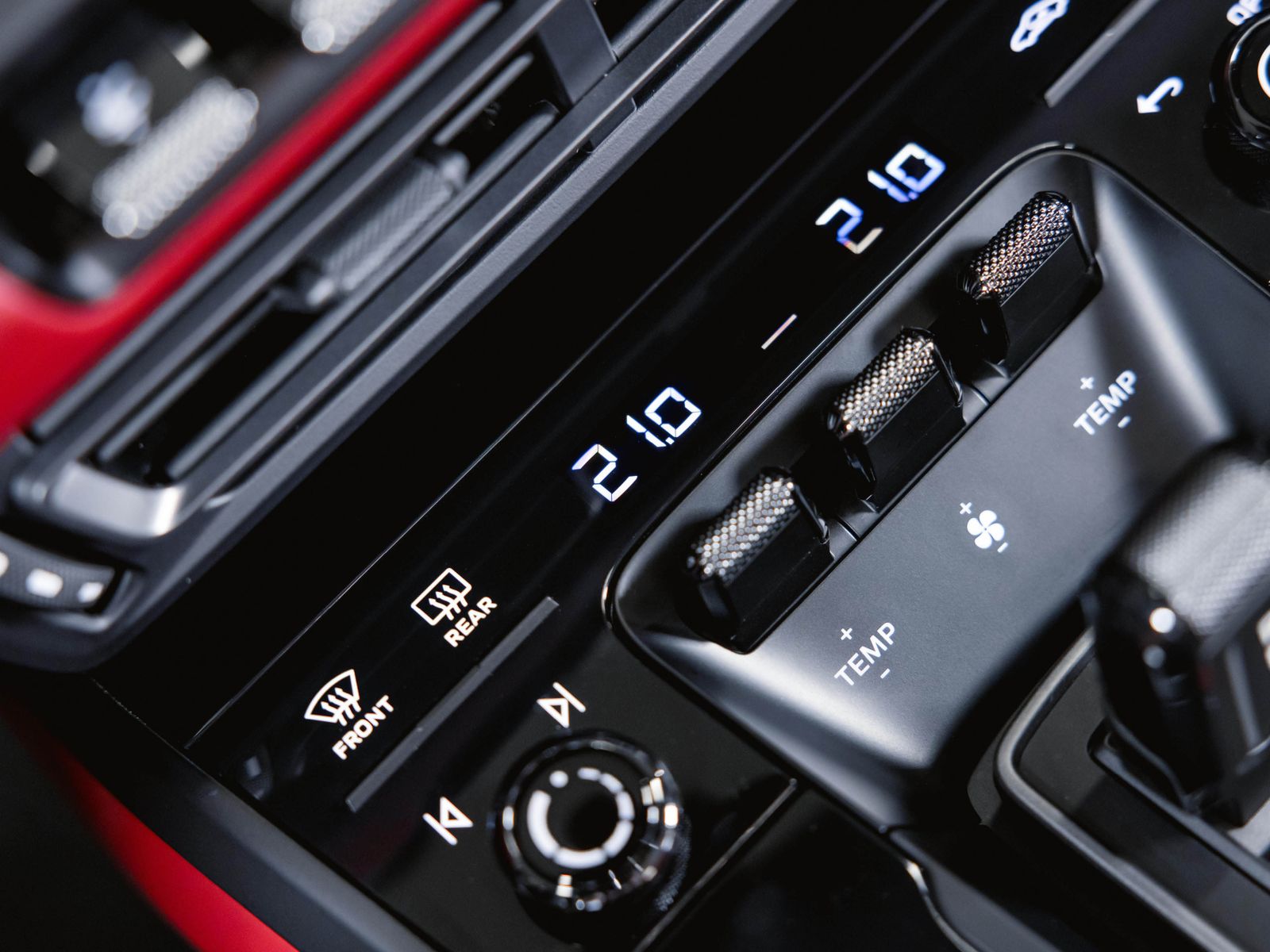 Porsche 911 Carrera 4 GTS Liftsystem BOSE Sportsitze