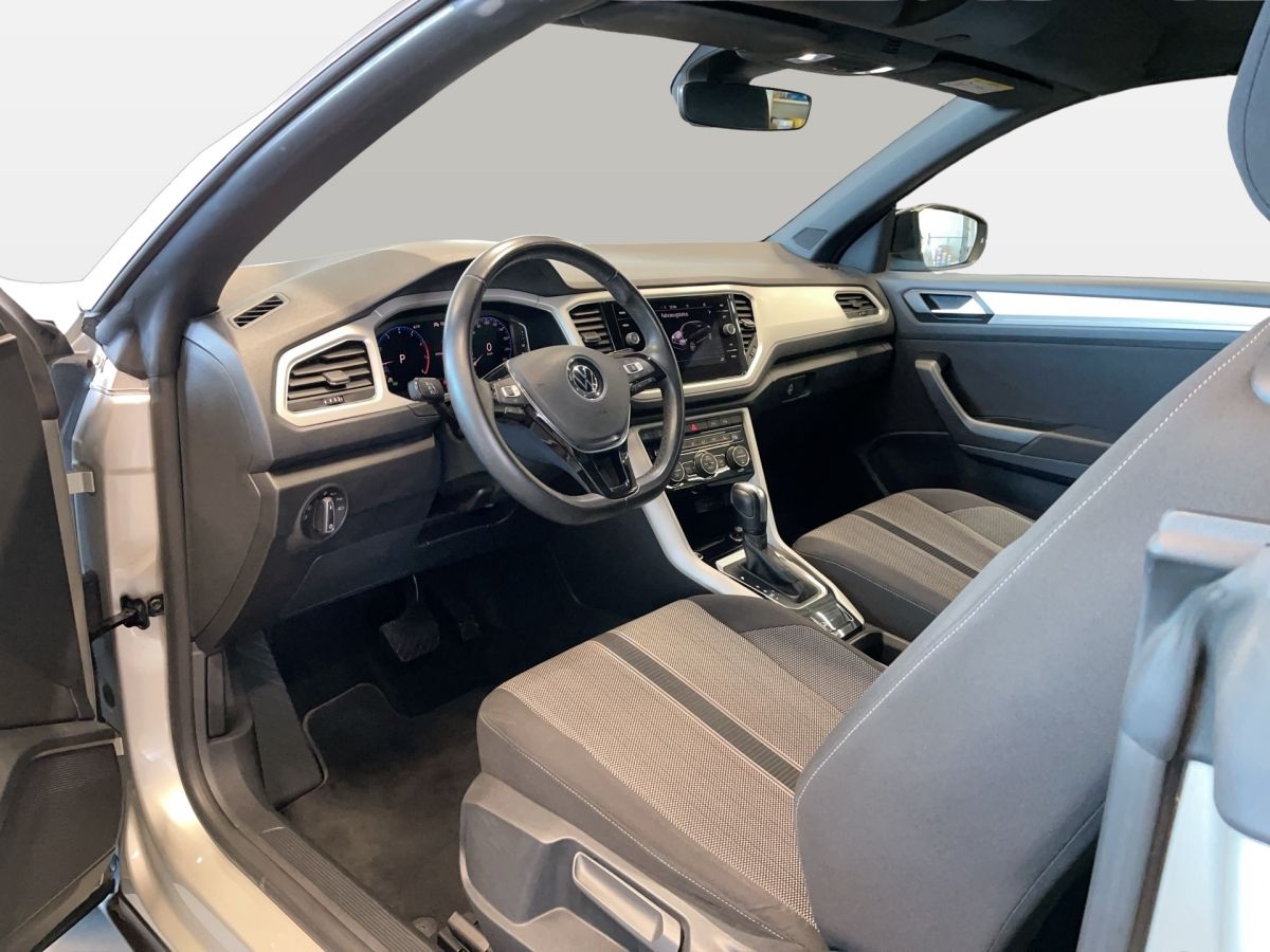 Volkswagen T-Roc 1.5 TSI DSG Style - Samsaru's Car Outlet