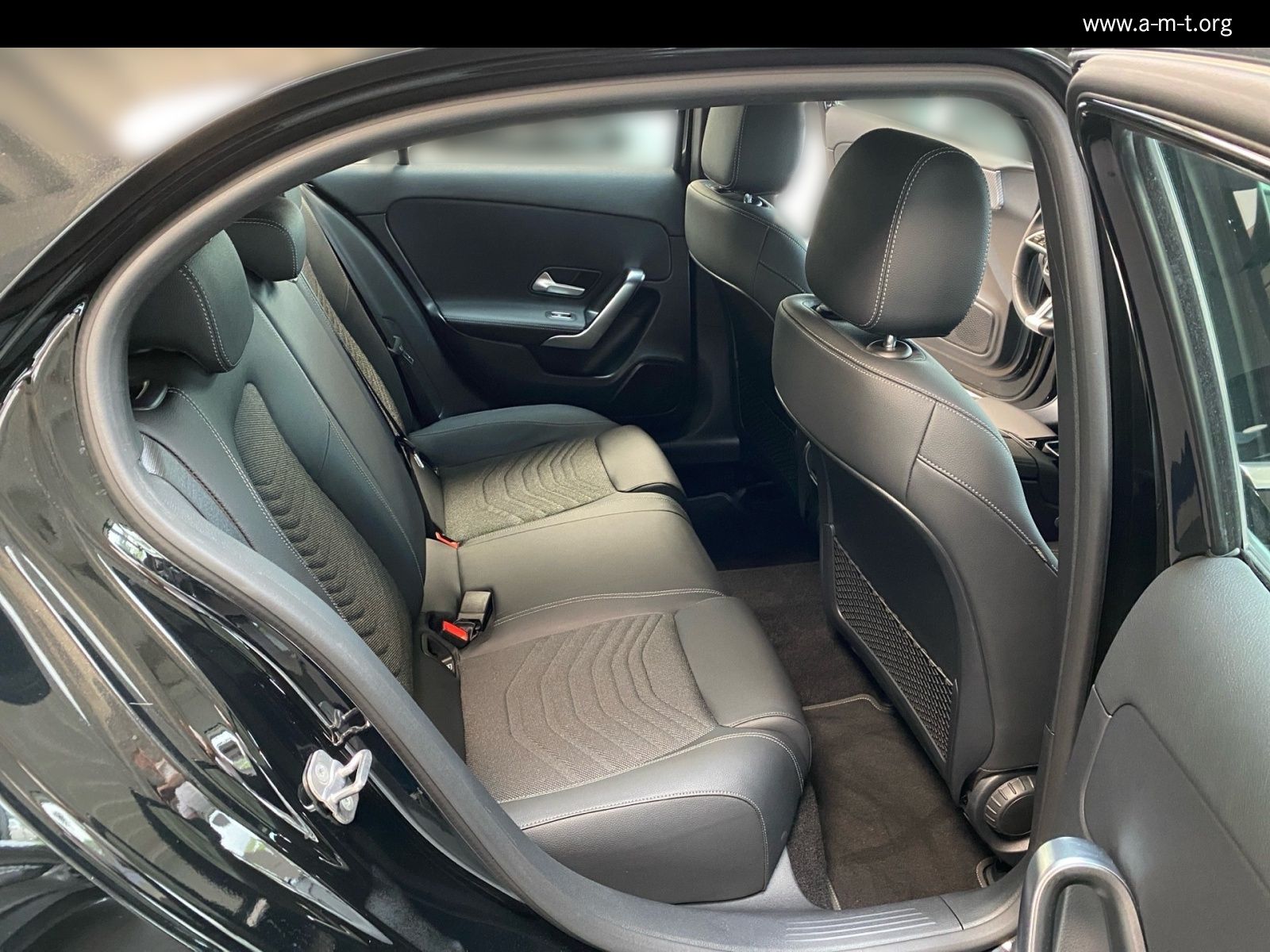 Mercedes-Benz A 200 Progressive Line - Samsaru's Car Outlet