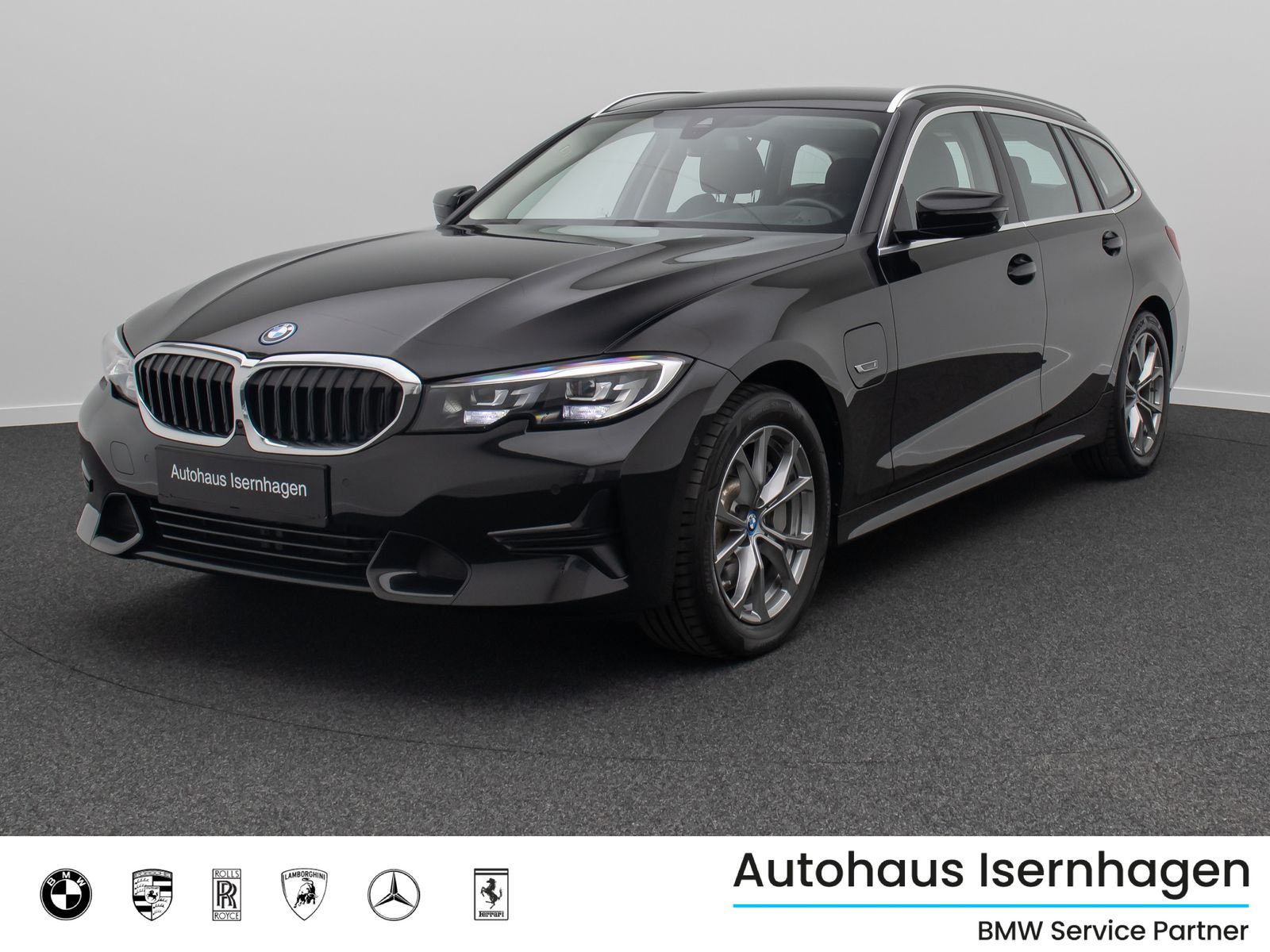 BMW 330e Sport Line - Samsaru's Car Outlet