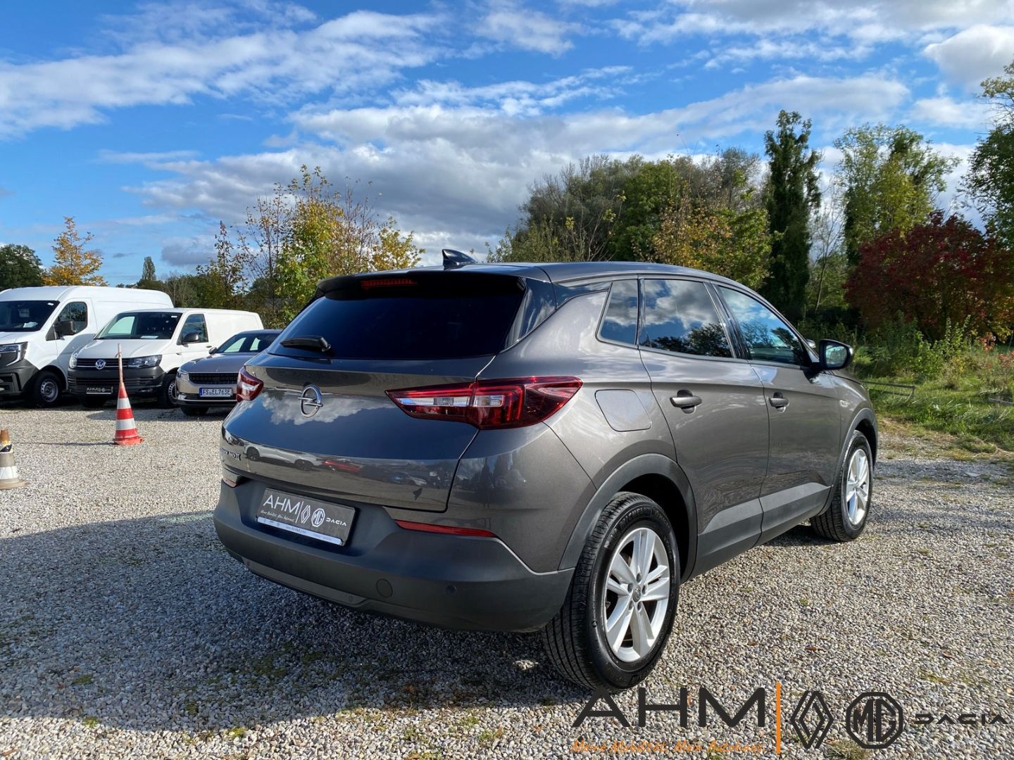 Opel Grandland X Edition 1.5 D - Samsaru's Car Outlet